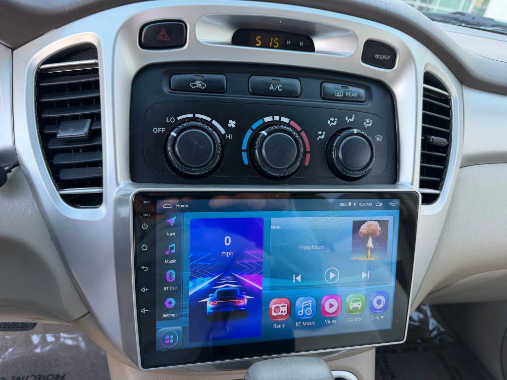 used 2004 Toyota Highlander car, priced at $7,995