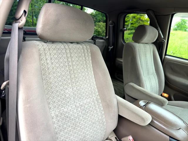 used 2003 Toyota Tundra car, priced at $14,995