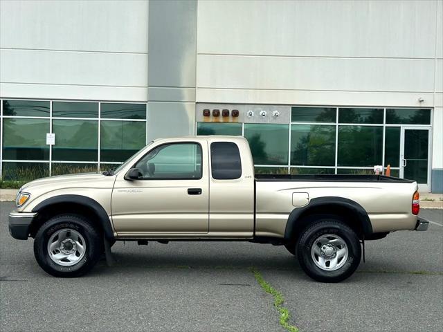 used 2004 Toyota Tacoma car, priced at $14,995