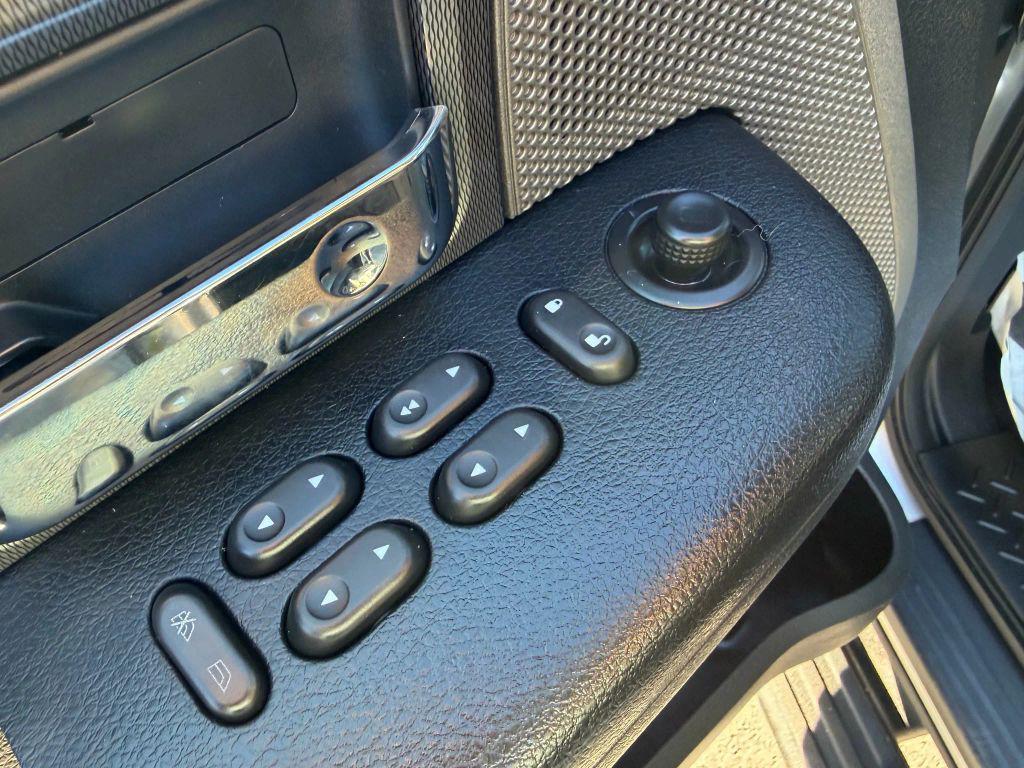 used 2005 Ford F-150 car, priced at $11,995