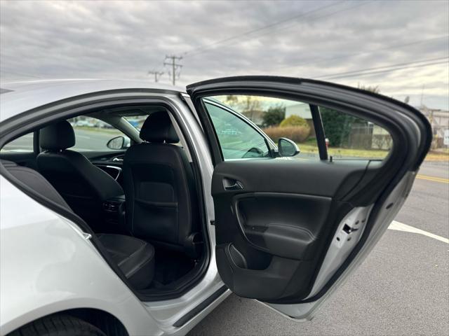 used 2011 Buick Regal car, priced at $8,995