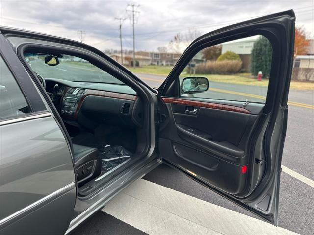 used 2007 Cadillac DTS car, priced at $10,995