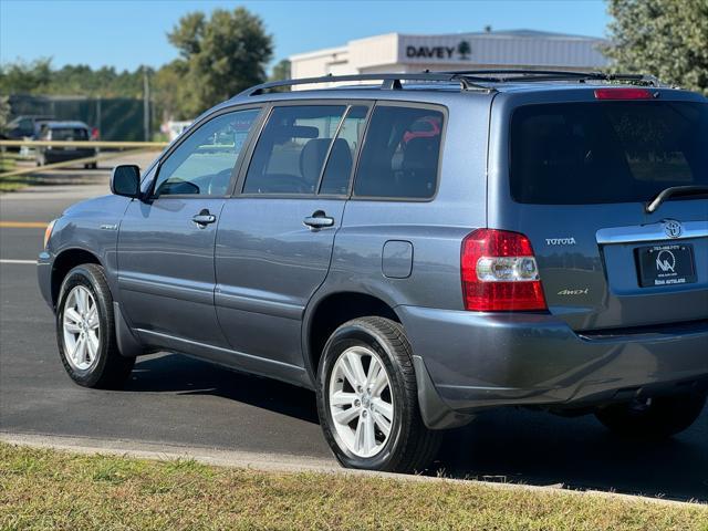 used 2007 Toyota Highlander Hybrid car, priced at $7,995