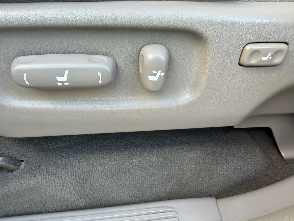 used 2006 Toyota Sequoia car, priced at $11,995