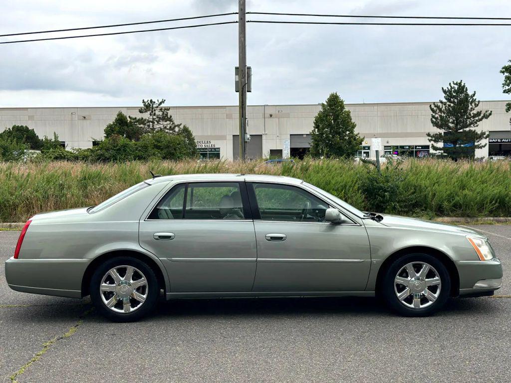 used 2007 Cadillac DTS car, priced at $7,495