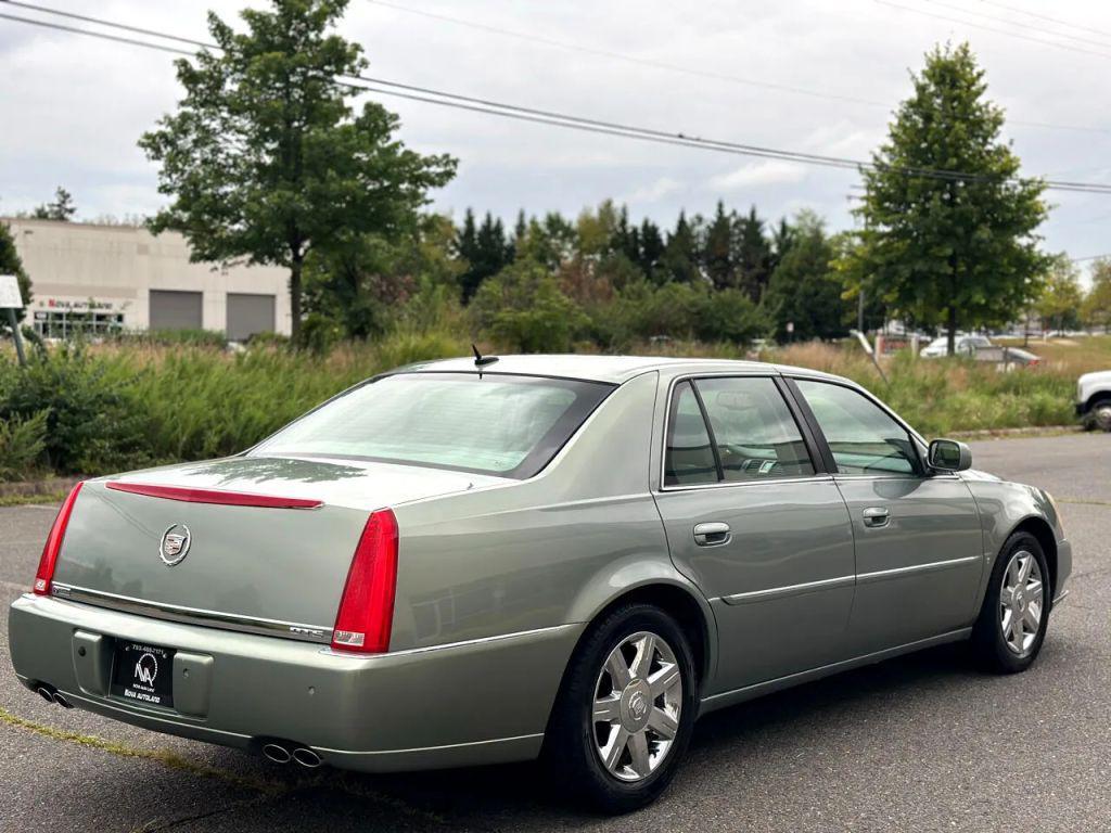 used 2007 Cadillac DTS car, priced at $7,495