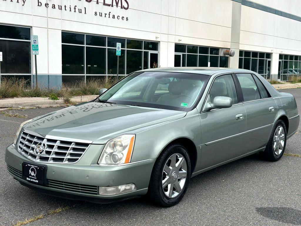 used 2007 Cadillac DTS car, priced at $7,495