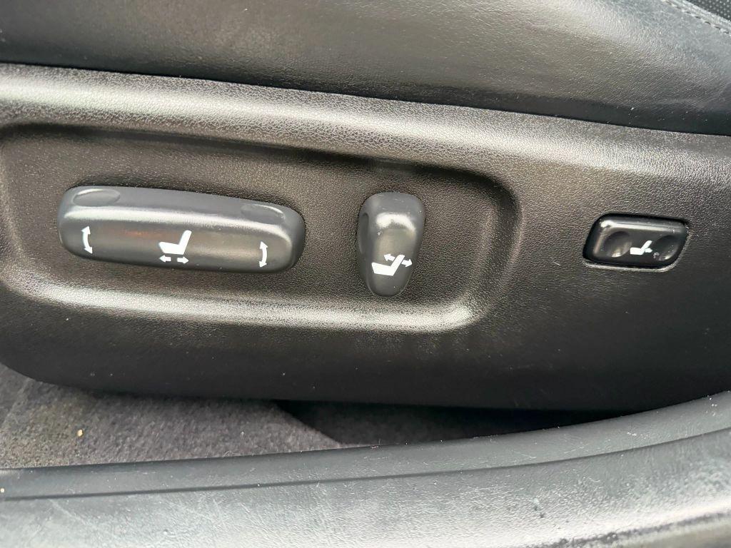 used 2006 Lexus ES 330 car, priced at $6,995