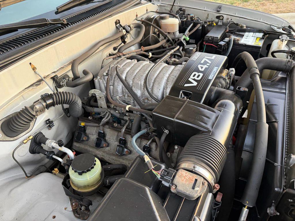 used 2002 Toyota Tundra car, priced at $9,995