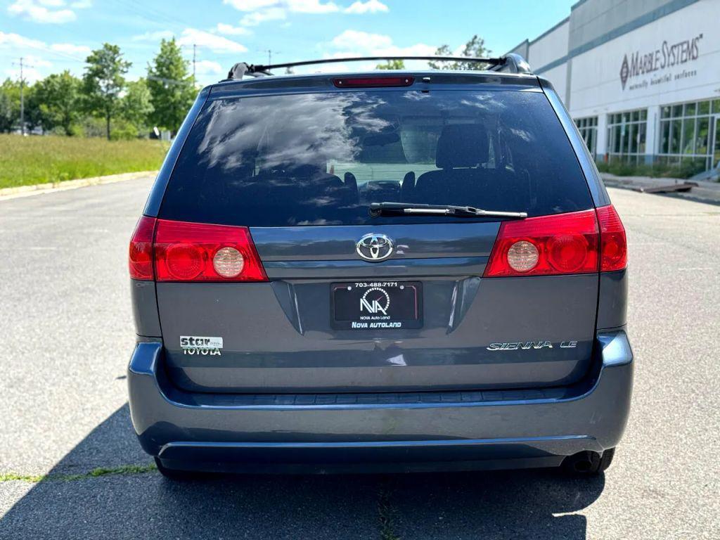 used 2007 Toyota Sienna car, priced at $6,495