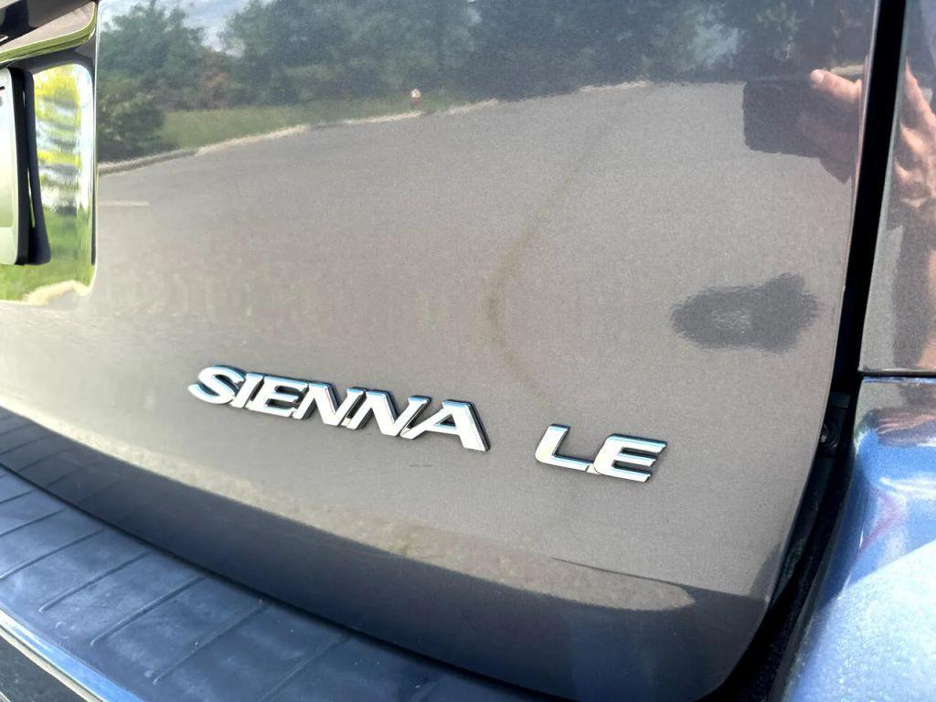 used 2007 Toyota Sienna car, priced at $6,495