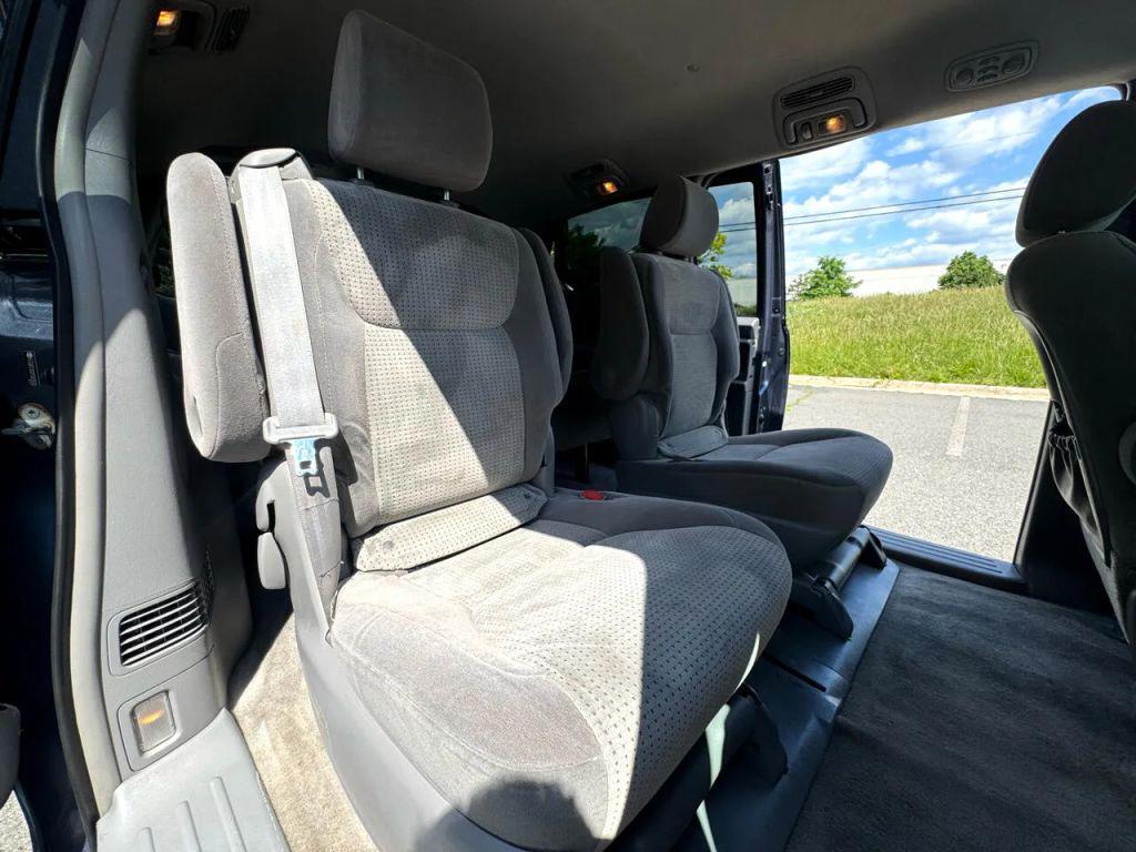used 2007 Toyota Sienna car, priced at $6,495