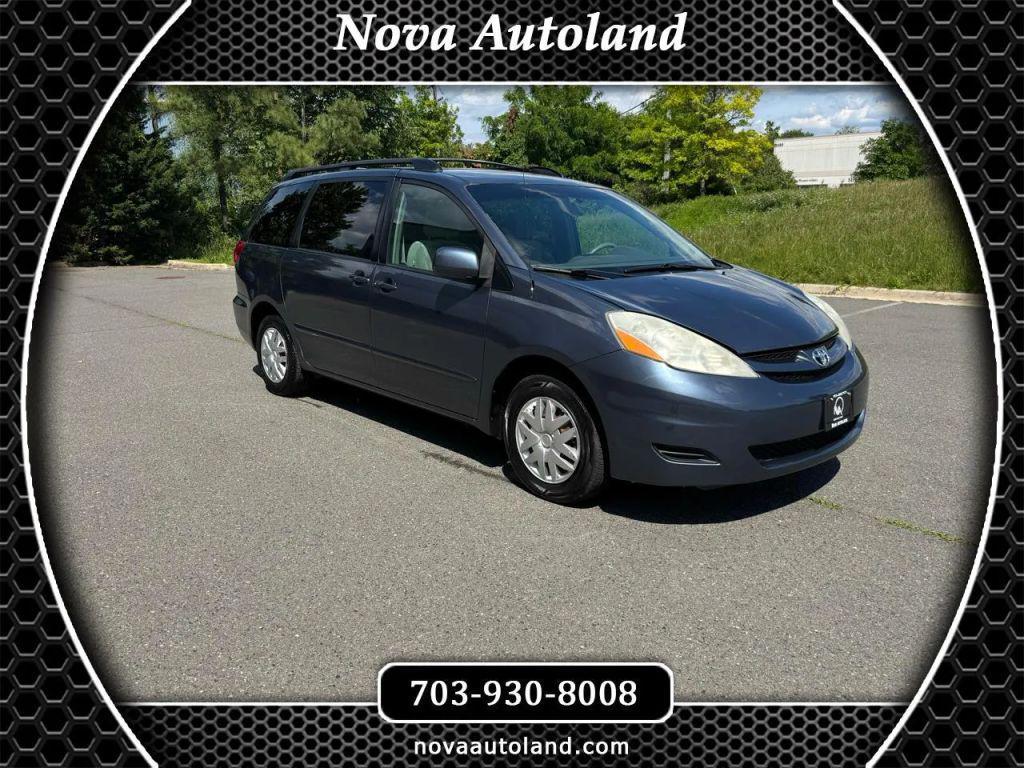 used 2007 Toyota Sienna car, priced at $6,495