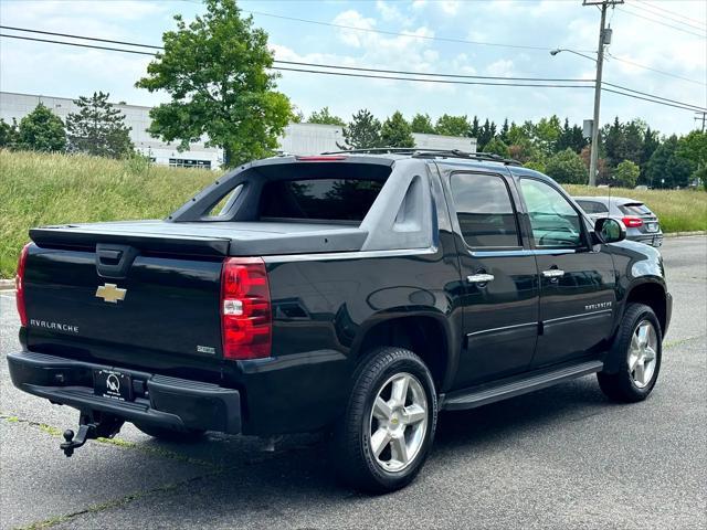 used 2011 Chevrolet Avalanche car, priced at $11,995