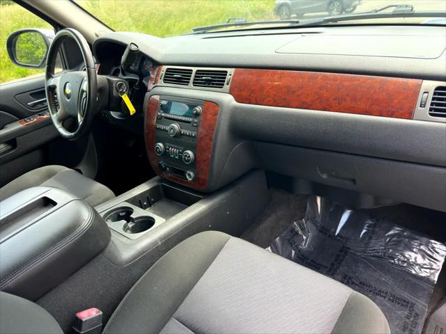 used 2011 Chevrolet Avalanche car, priced at $11,995