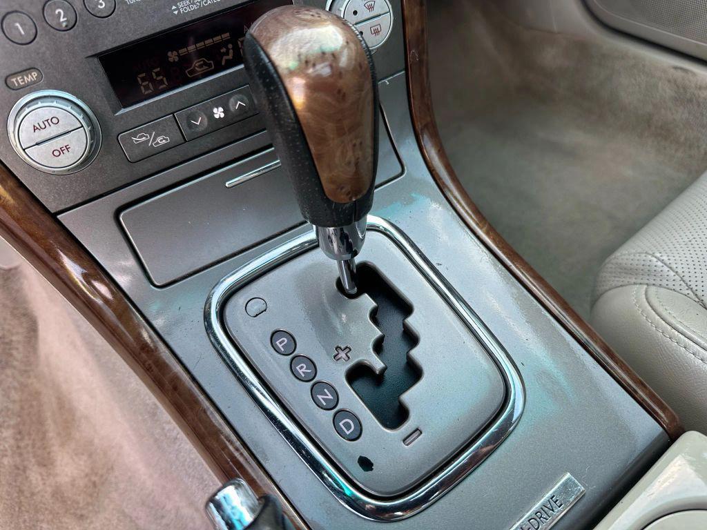 used 2007 Subaru Outback car, priced at $3,495