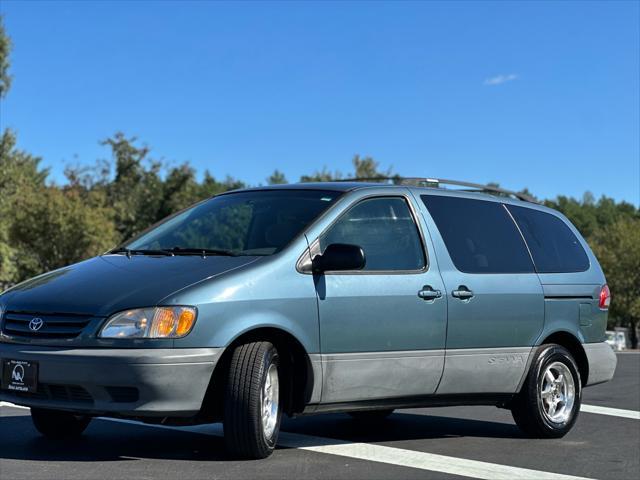 used 2002 Toyota Sienna car, priced at $8,995