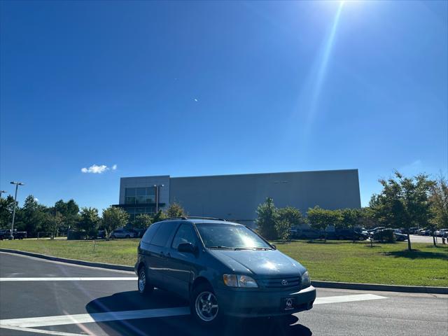 used 2002 Toyota Sienna car, priced at $8,995