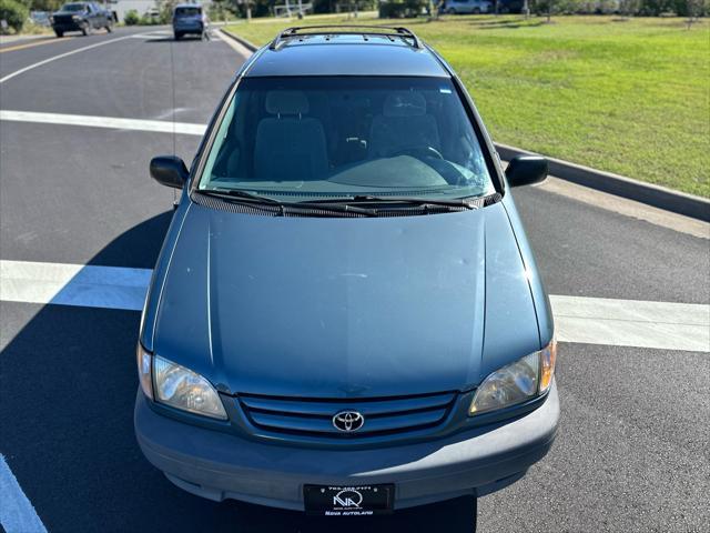 used 2002 Toyota Sienna car, priced at $8,995