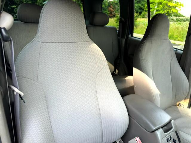 used 2004 Jeep Liberty car, priced at $4,995