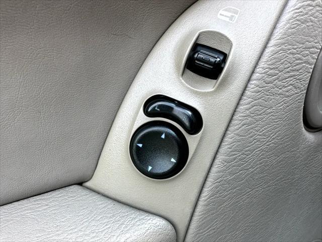 used 2004 Jeep Liberty car, priced at $4,995