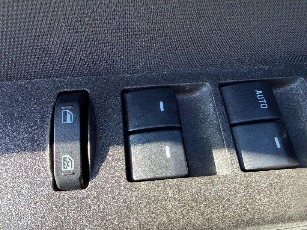 used 2009 Ford Focus car, priced at $5,495