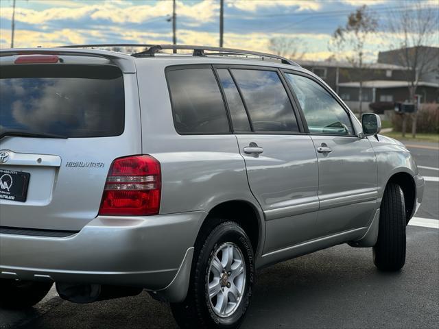 used 2002 Toyota Highlander car, priced at $6,995