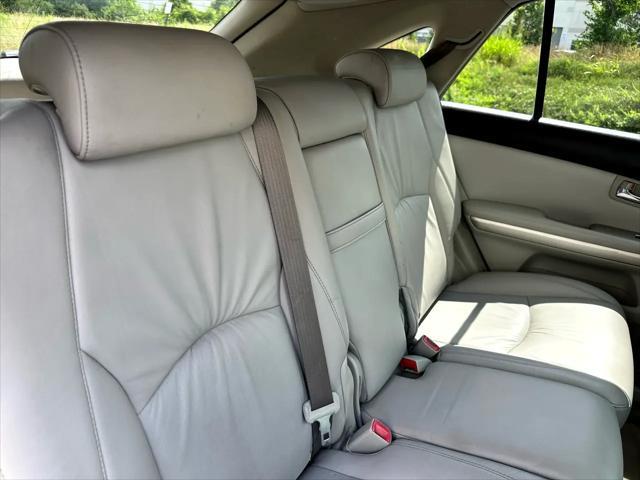 used 2006 Lexus RX 400h car, priced at $7,995