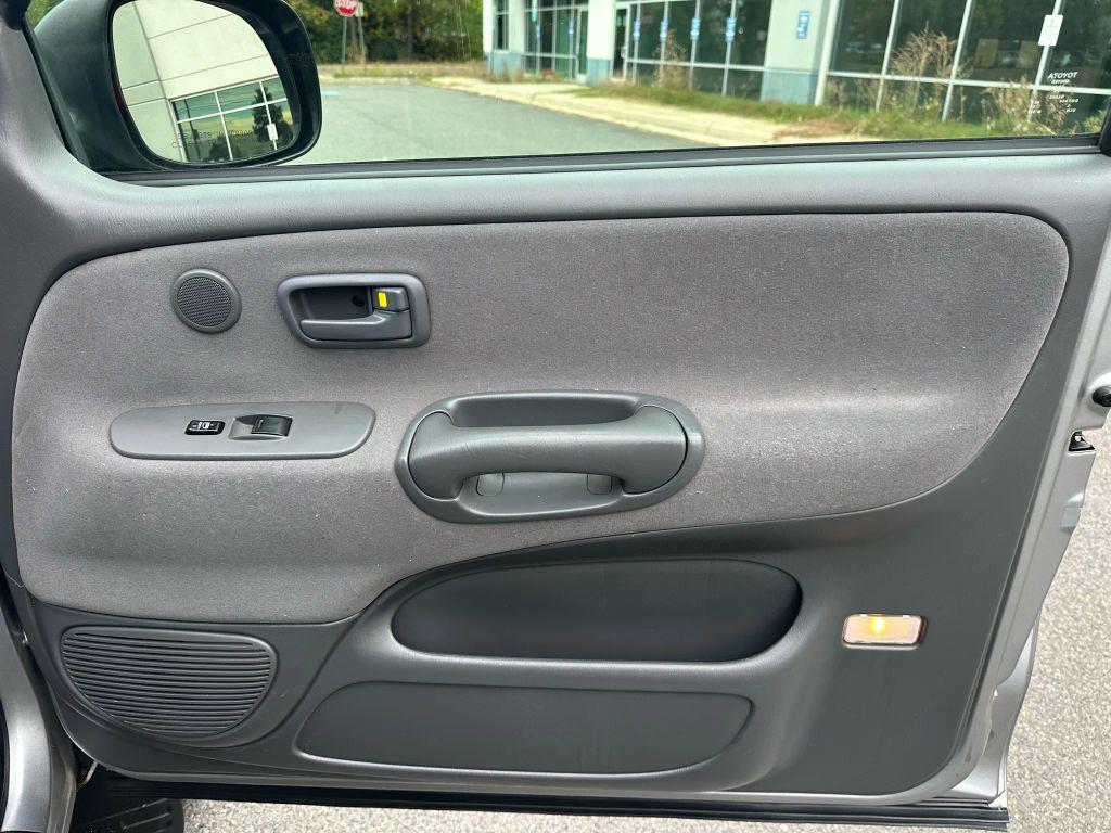 used 2005 Toyota Tundra car, priced at $11,995