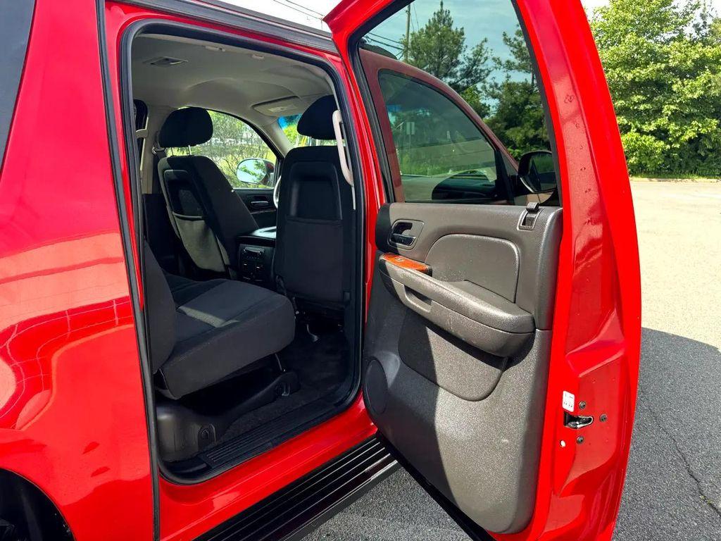 used 2011 Chevrolet Avalanche car, priced at $11,995