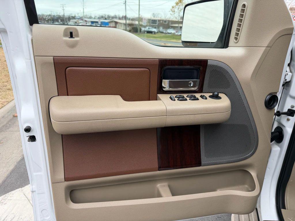 used 2006 Ford F-150 car, priced at $13,995