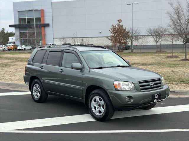 used 2005 Toyota Highlander car, priced at $6,995