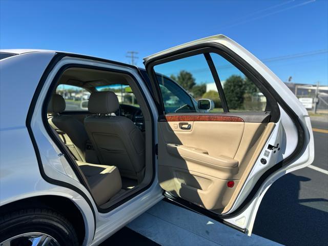 used 2007 Cadillac DTS car, priced at $7,995