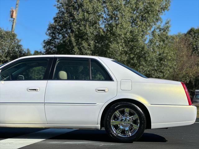 used 2007 Cadillac DTS car, priced at $7,995