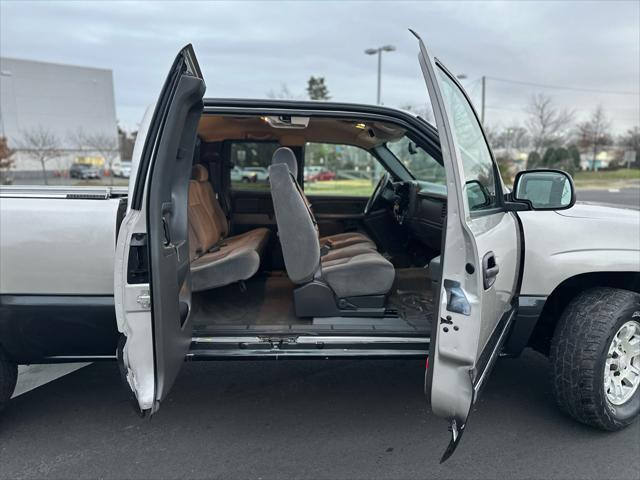 used 2005 GMC Sierra 1500 car, priced at $10,995