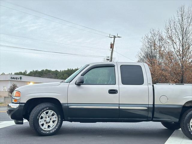 used 2005 GMC Sierra 1500 car, priced at $10,995