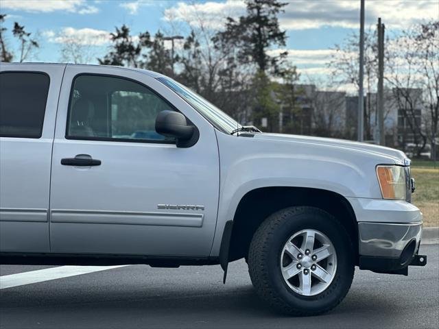 used 2013 GMC Sierra 1500 car, priced at $17,995