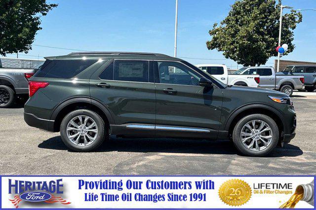 new 2024 Ford Explorer car, priced at $50,652