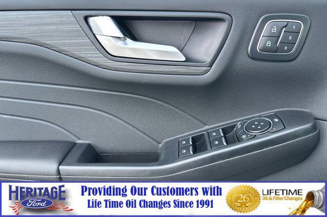 new 2025 Ford Escape PHEV car, priced at $38,377