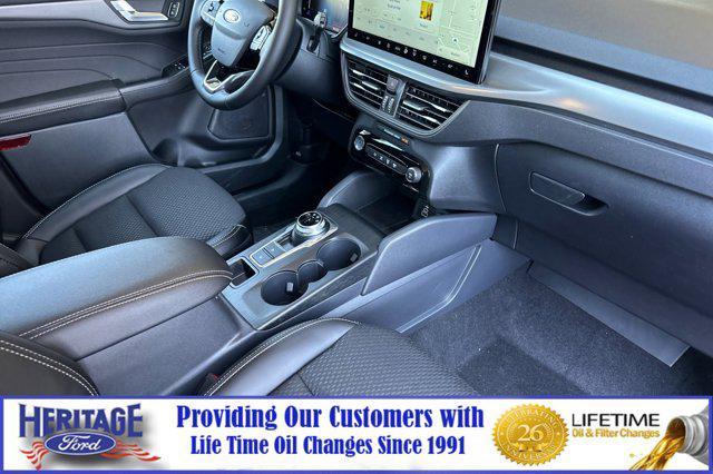 new 2025 Ford Escape PHEV car, priced at $33,977