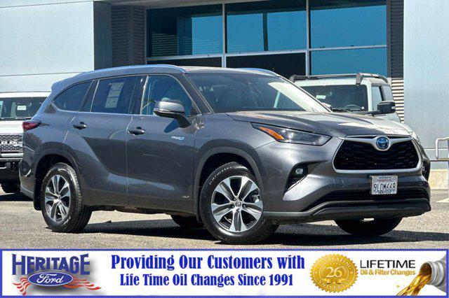 used 2021 Toyota Highlander Hybrid car, priced at $40,673