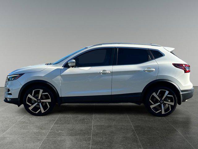 used 2022 Nissan Rogue Sport car, priced at $23,959