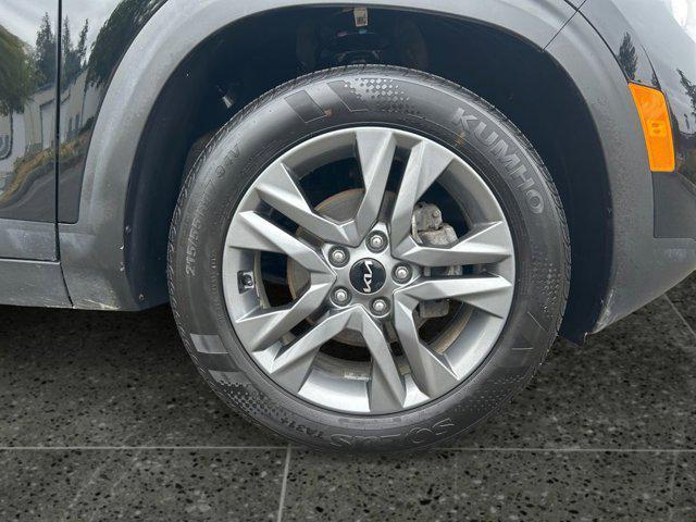 used 2023 Kia Seltos car, priced at $23,870
