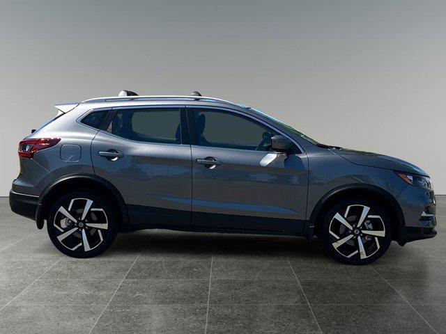 used 2022 Nissan Rogue Sport car, priced at $24,997