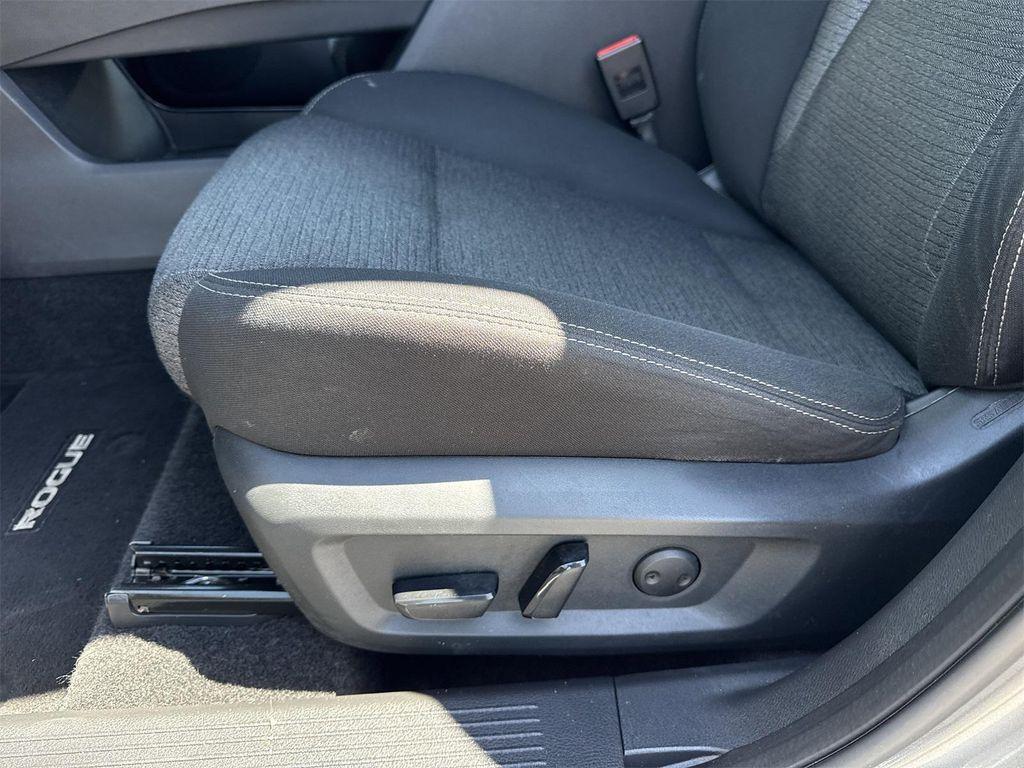 used 2021 Nissan Rogue car, priced at $24,900