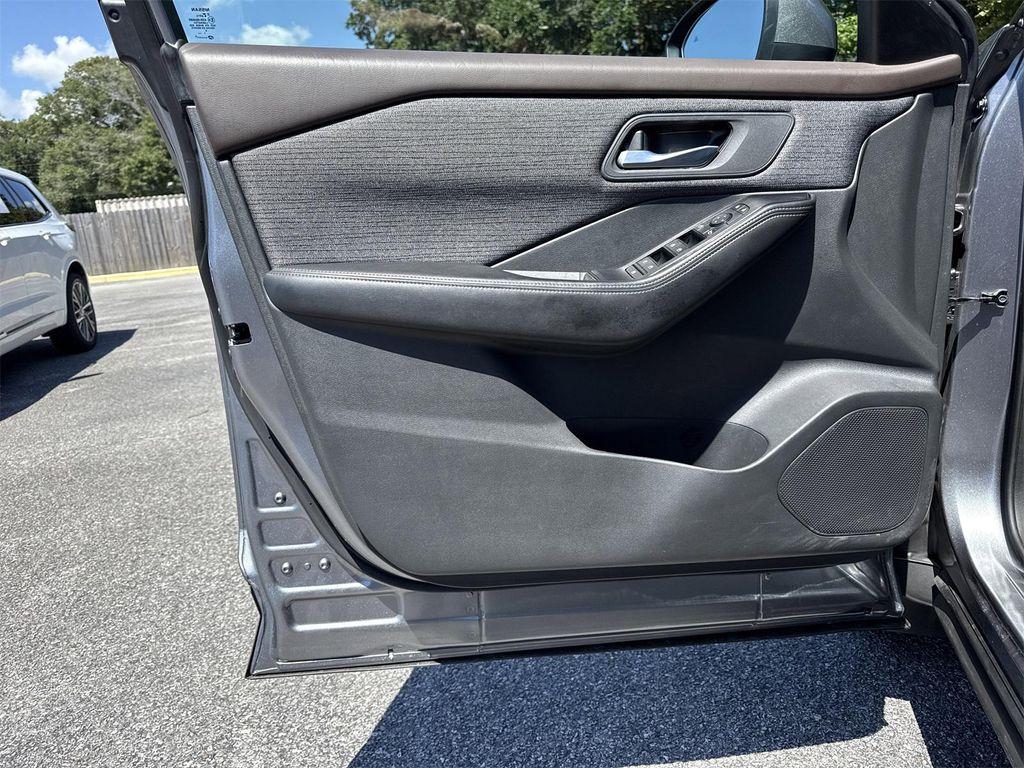 used 2021 Nissan Rogue car, priced at $24,900