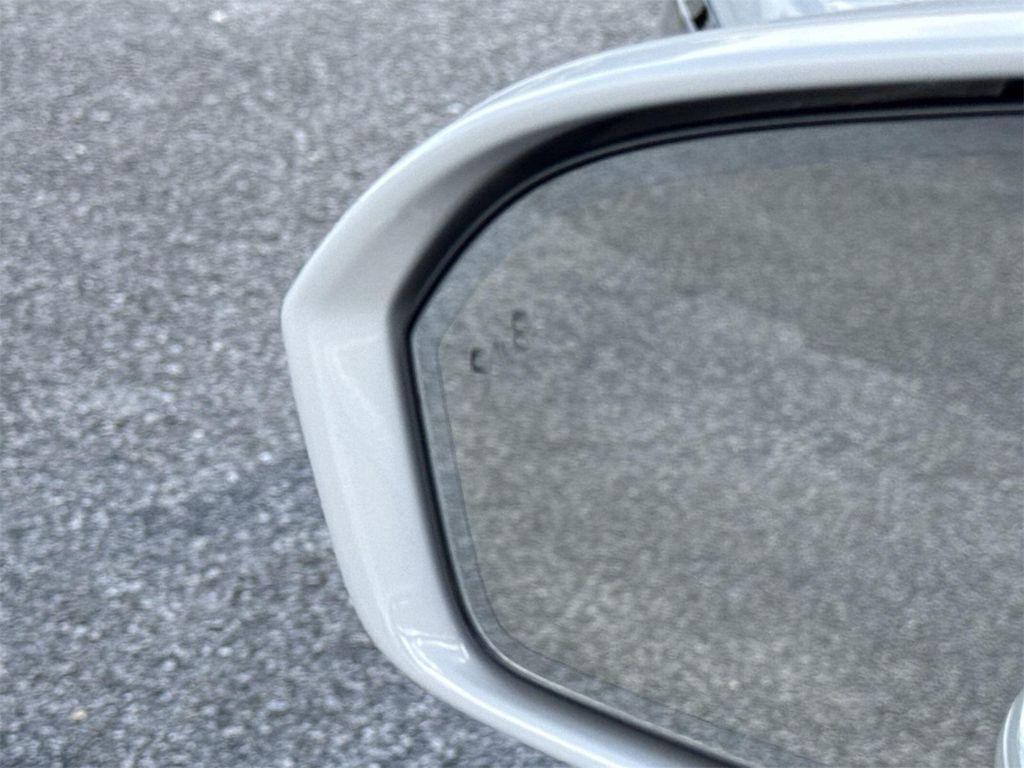 used 2023 Lincoln Nautilus car, priced at $43,900