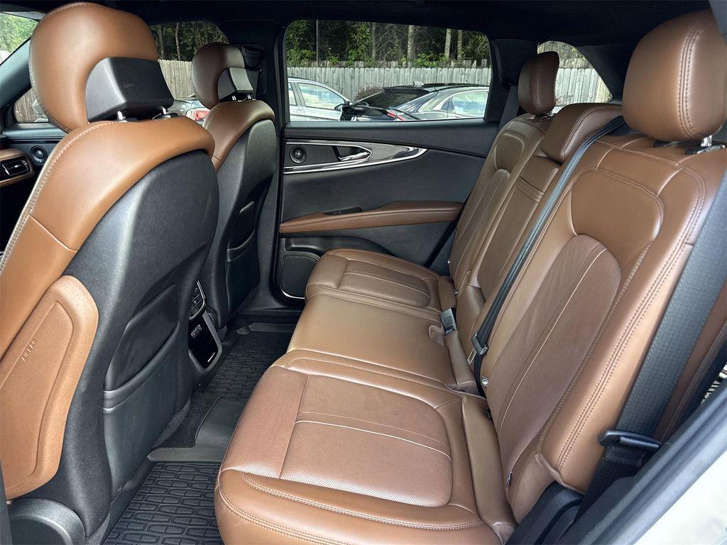 used 2023 Lincoln Nautilus car, priced at $43,900