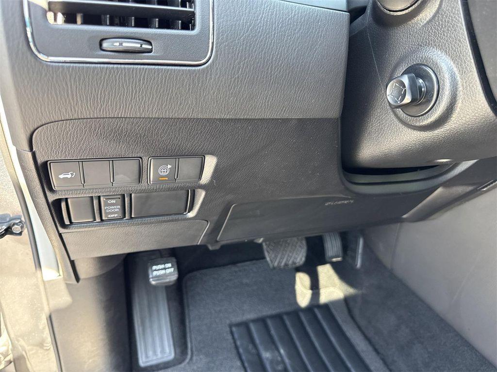 used 2022 Nissan Armada car, priced at $38,900