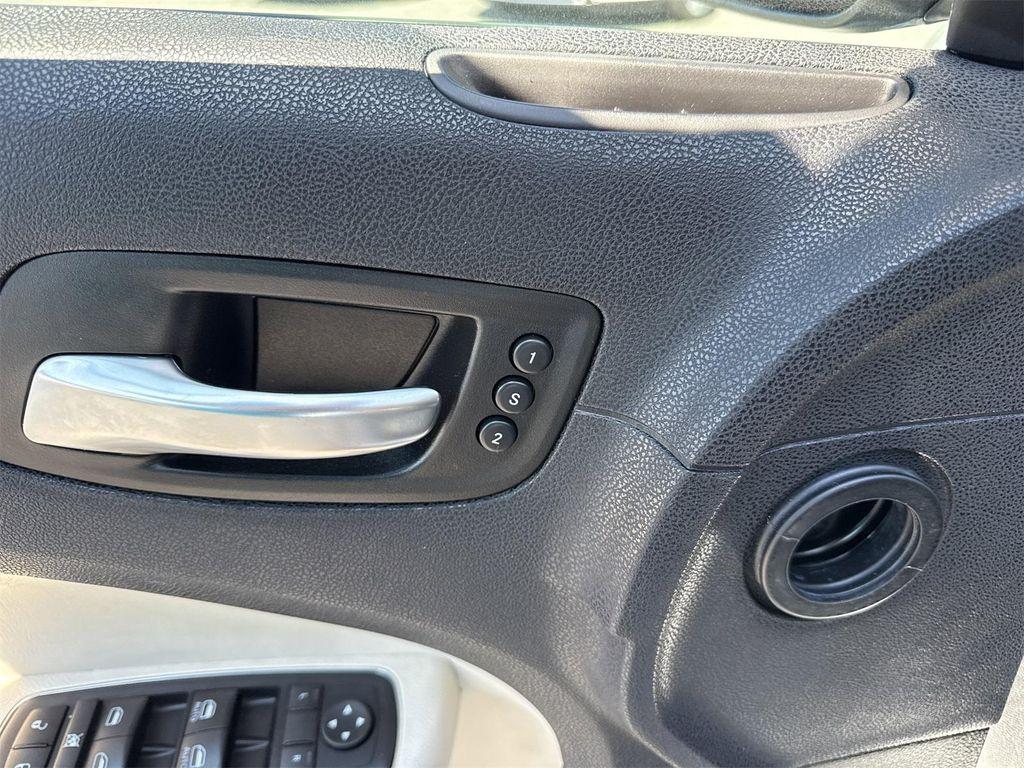 used 2018 Chrysler 300 car, priced at $20,900